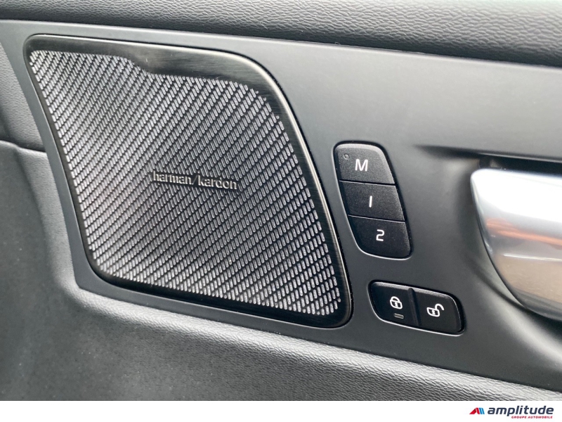 VOLVO XC60 B4 AdBlue 197ch Ultimate Style Chrome Geartronic