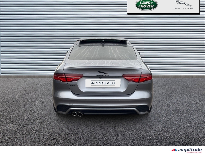 JAGUAR XE D200 MHEV R-Dynamic Black BVA8