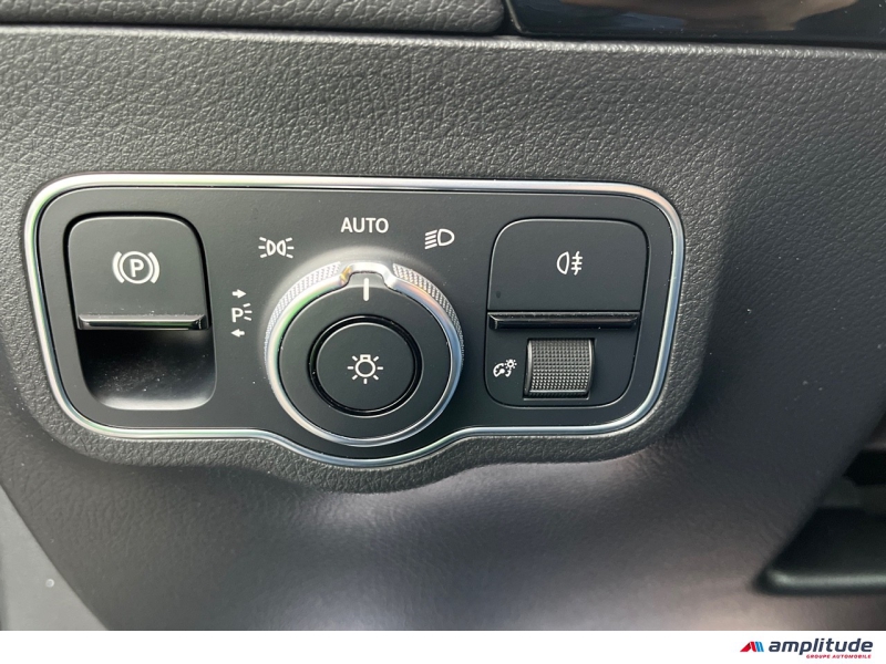 MERCEDES-BENZ GLA 200 d 150ch AMG Line 8G-DCT