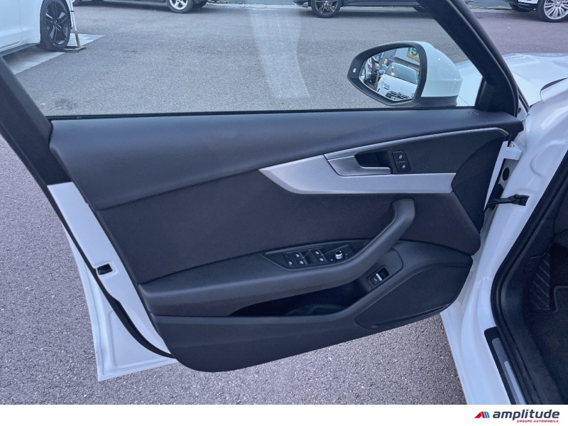 AUDI A4 Avant 40 TDI 190ch Business line S tronic 7 Euro6d-T