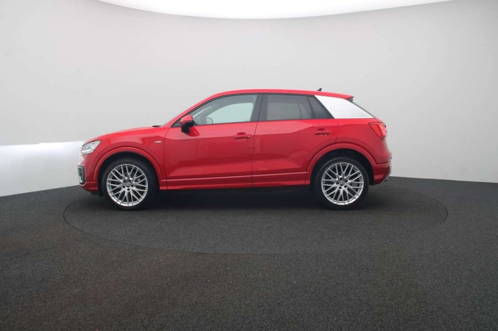 Audi Q2 30 TDI S line LED Einparkhilfe
