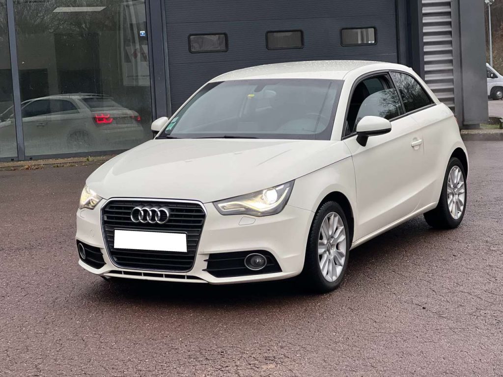 Audi A1 1.6 TDI 90 Business line S tronic