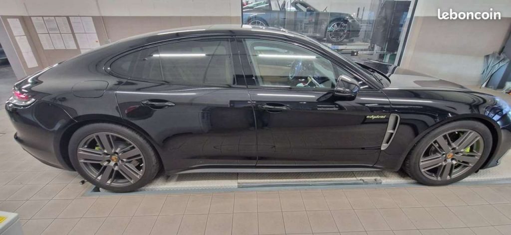 Porsche Panamera 4 V6 3.0 462 Hybrid Sport Turismo PDK