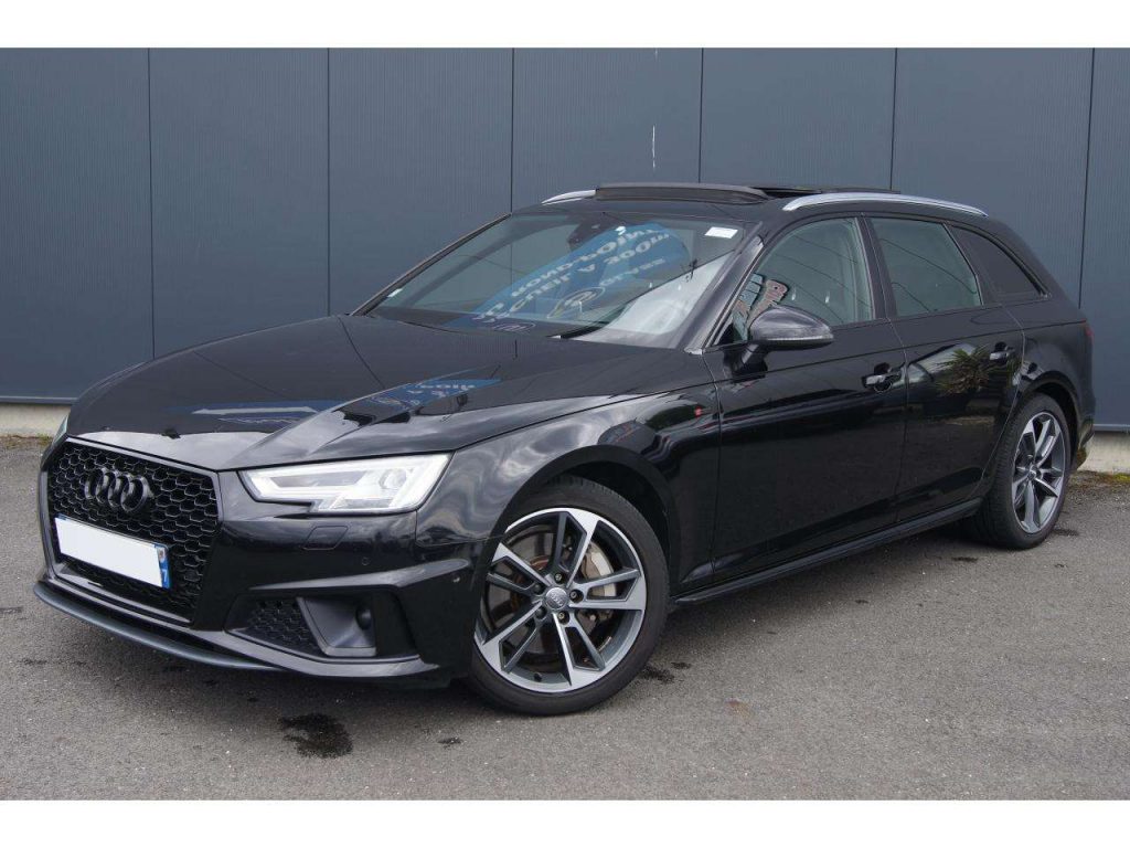 Audi A4 2.0 45 TFSI 245 S-tronic S line avec Toit ouvrant,