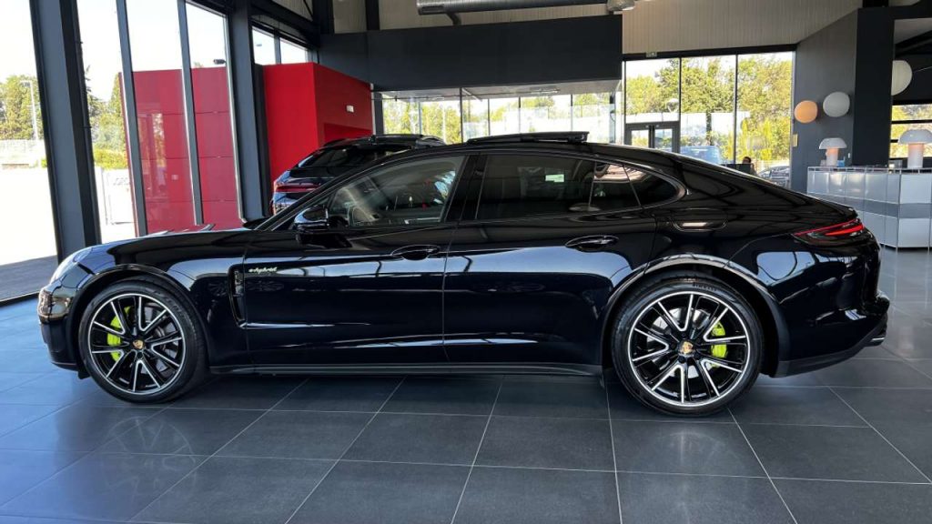 Porsche Panamera 4 V6 3.0 462CH Hybrid PDK
