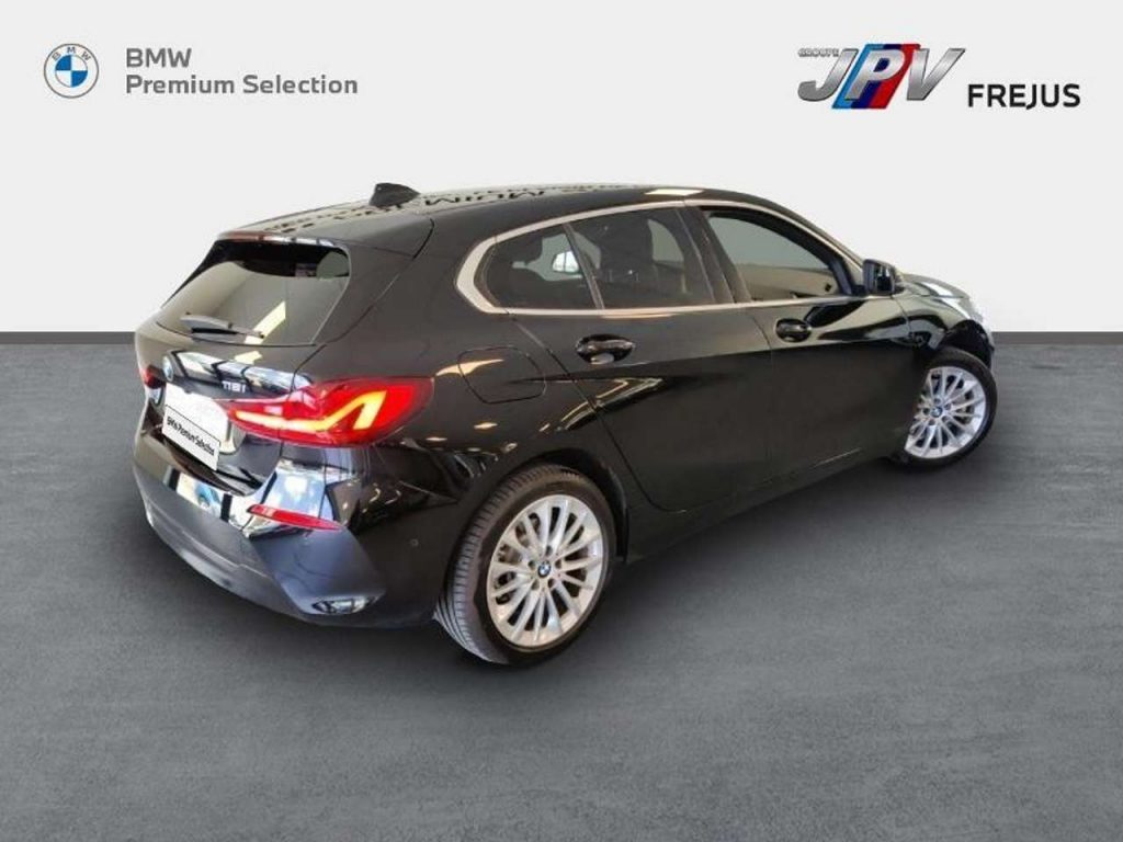 BMW 116 116iA 109ch Business Design DKG7