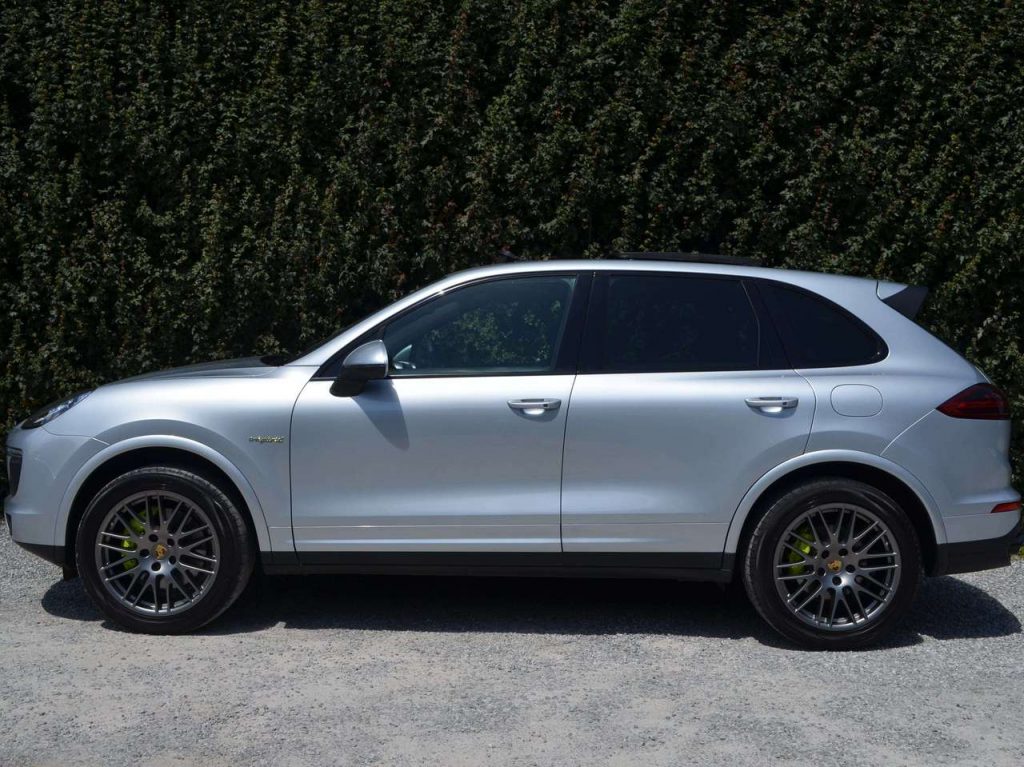 Porsche Cayenne 3.0i HYBRID PLATINUM EDITION * 18WAY * PANO *1HAND