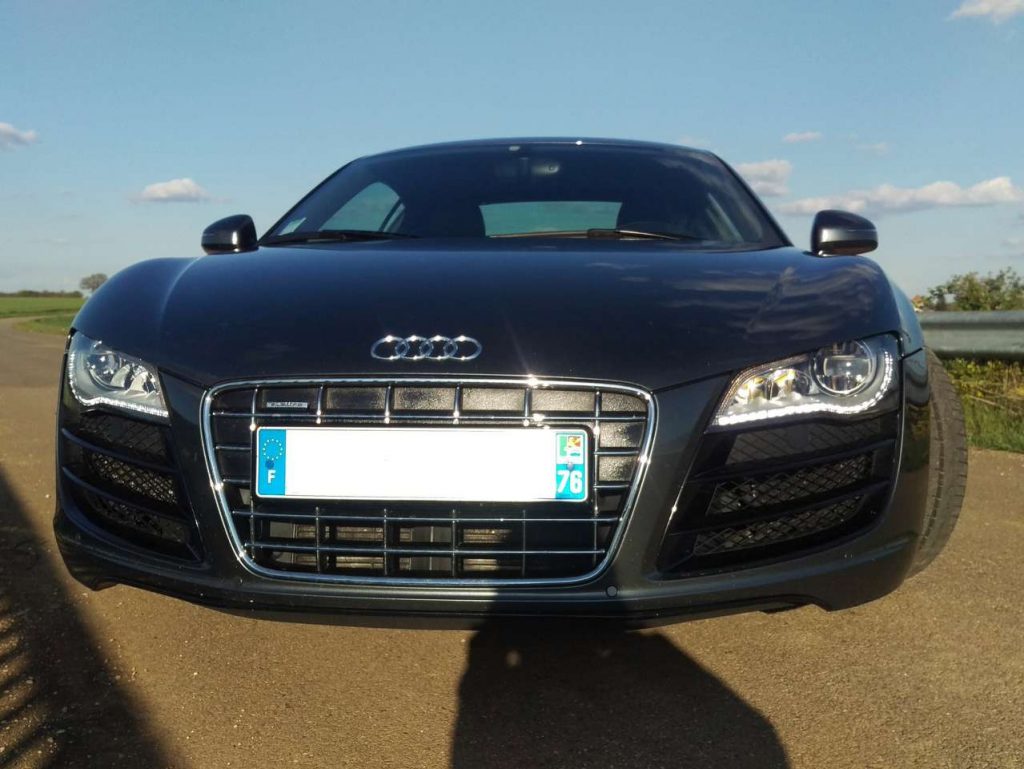 Audi R8 V10 5.2 FSI 525 Quattro R-Tronic