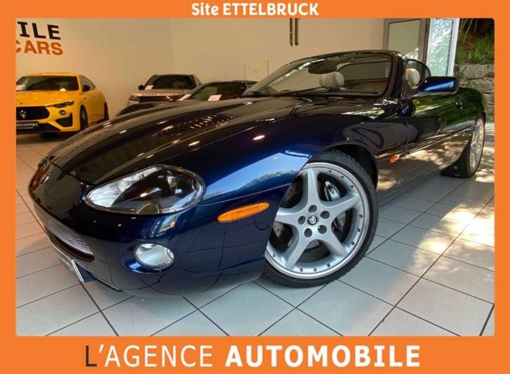Jaguar XK8 4.0i V8 284ch Pack XKR - Vente privée
