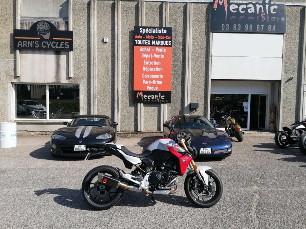 BMW F%20900%20R A2 / 2020 / 5604 kms