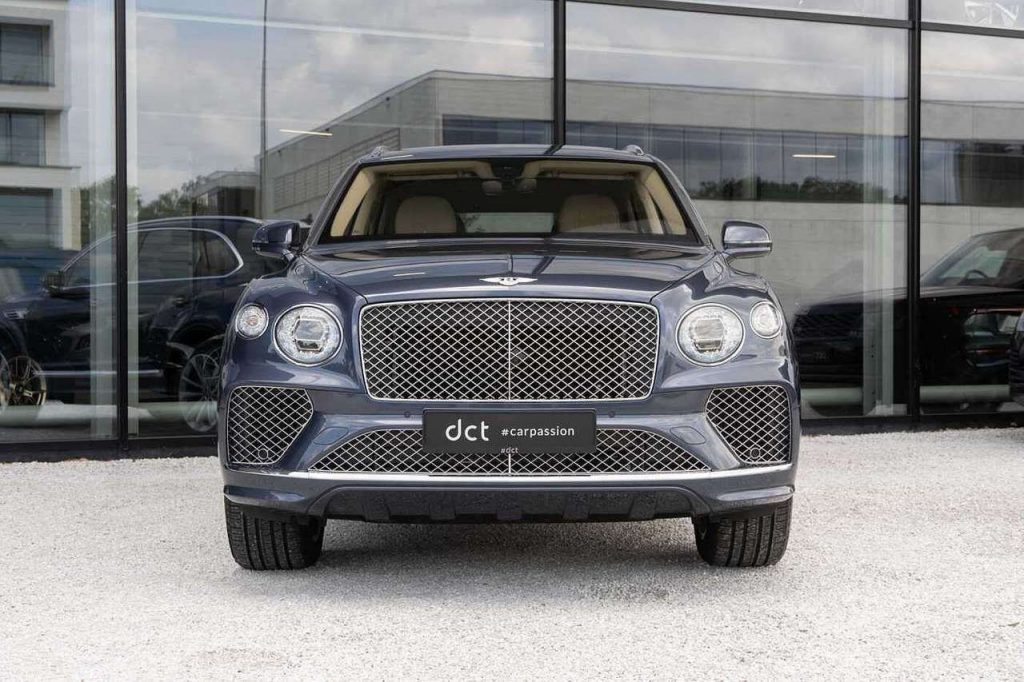 Bentley Bentayga 4.0 Twin Turbo V8 Mulliner ComfortRear 2Tone