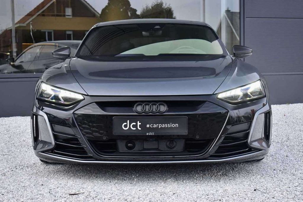 Audi e-tron%20GT RS Quattro Carbon HUD Night view ACC Matrix Massag