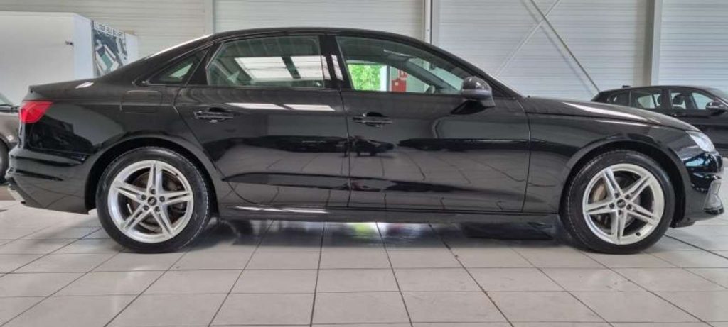 Audi A4 40 tdi 204 design s tronic