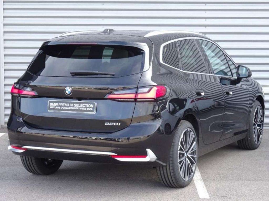 BMW 220 220i 170ch Luxury DKG7