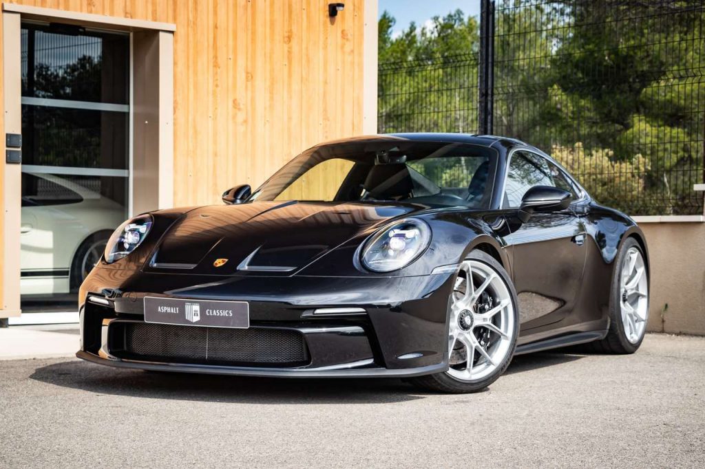 Porsche 911 992 GT3 Touring