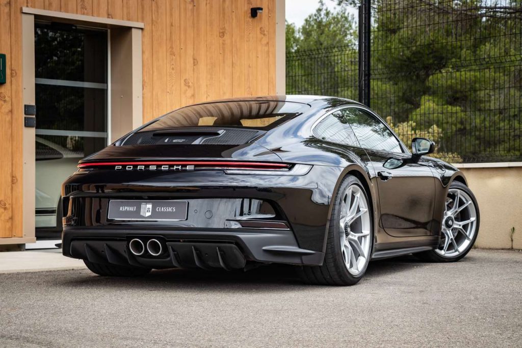 Porsche 911 992 GT3 Touring