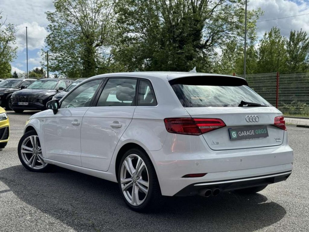 Audi A3 1.4 TFSI COD 150 S tronic 7 S line