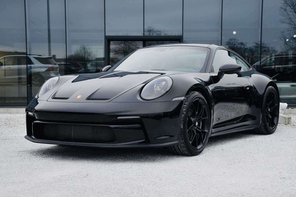 Porsche 992 GT3 Touring **1939 km** RearSteering Lifting