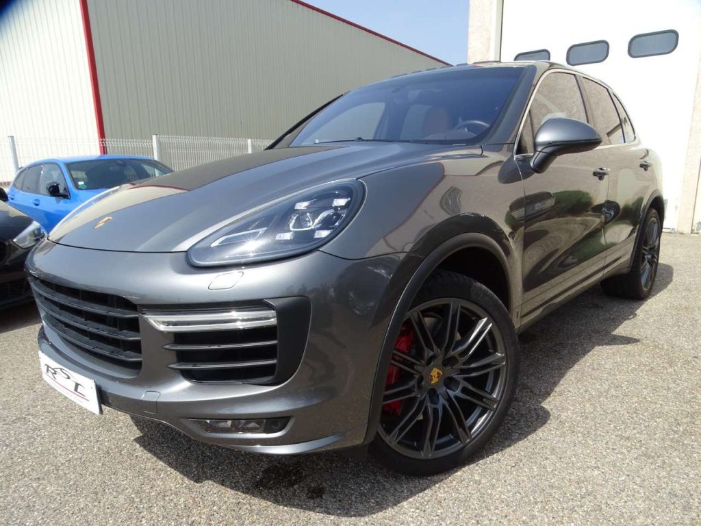 Porsche Cayenne 4.8 V8 520 ch Turbo Tiptronic/PDCC TOE Jtes 21....