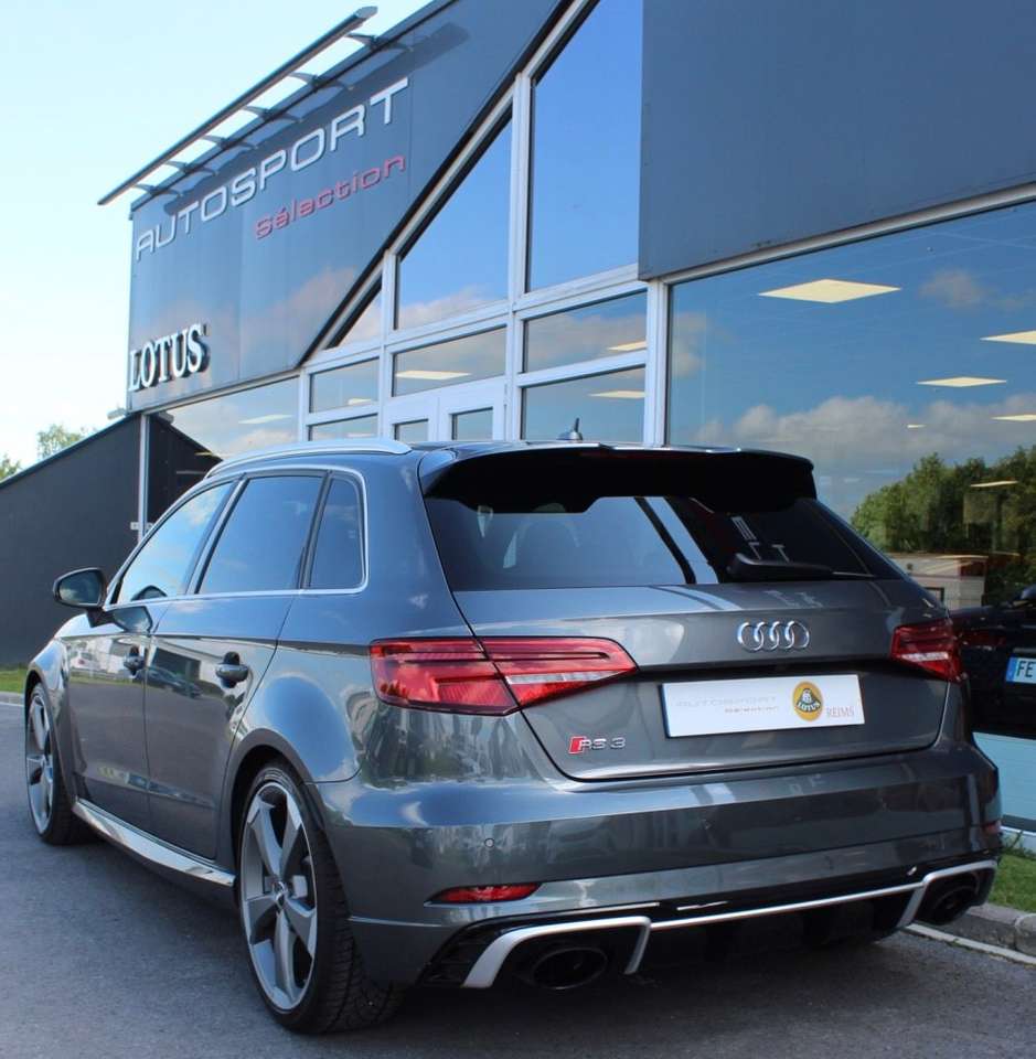 Audi RS3 Sportback 2.5 TFSI 400 S tronic 7 Quattro