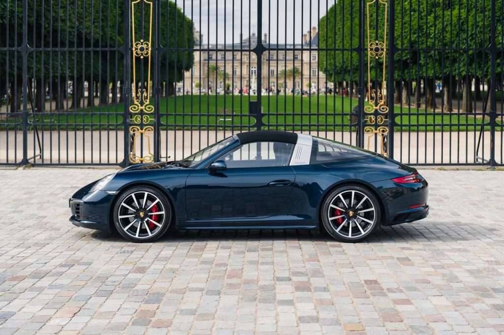 Porsche 991 Targa 4S 3.0i 420 PDK - Night Blue Metallic
