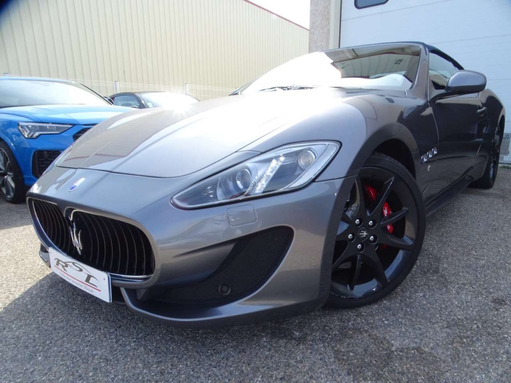 Maserati GranCabrio 4.7 V8 460ps Sport/Echappement sport PDC GPS