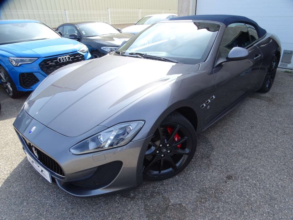 Maserati GranCabrio 4.7 V8 460ps Sport/Echappement sport PDC GPS