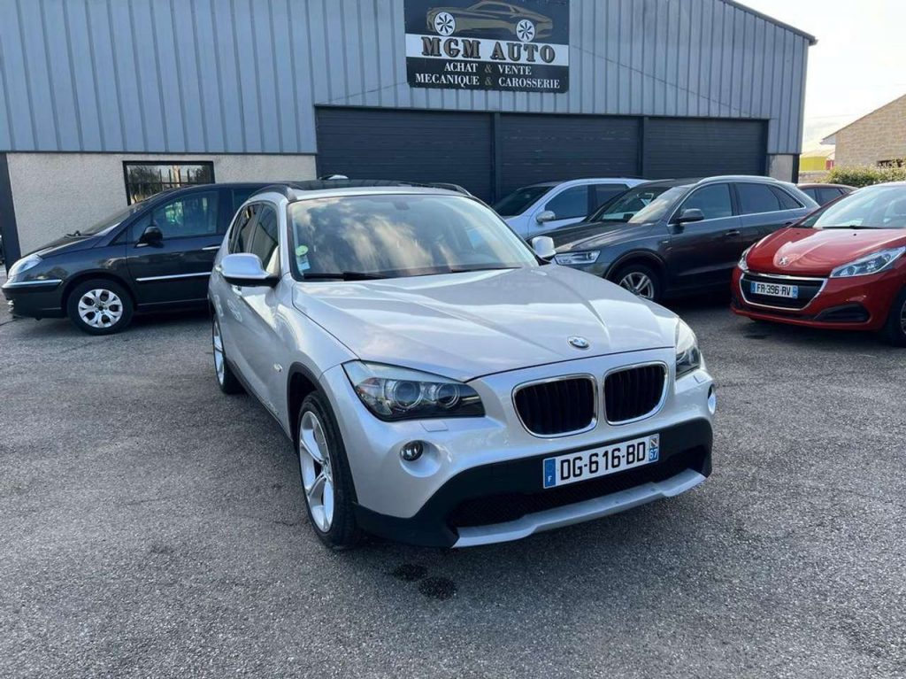 BMW X1 xdrive 20d 177 ch luxe toit pano- xenon gps -attel
