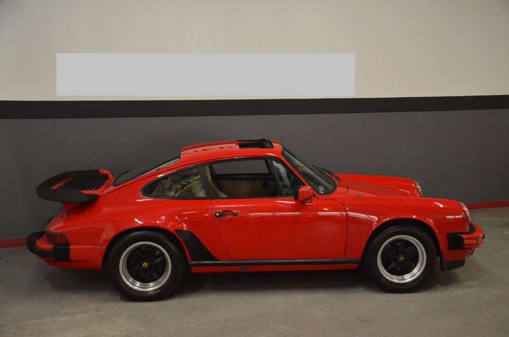 Porsche 911 Carrera