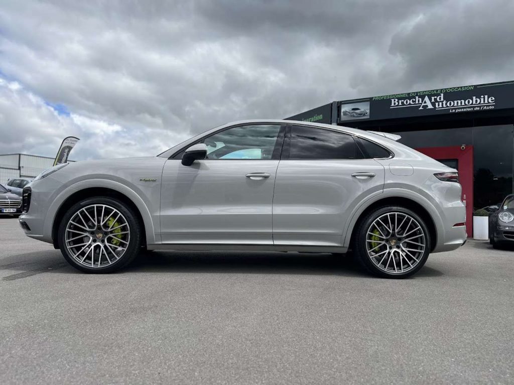 Porsche Cayenne CAYENNE COUPE E-HYBRID / 3.0l V6 340 CH BVA 8 / Pl