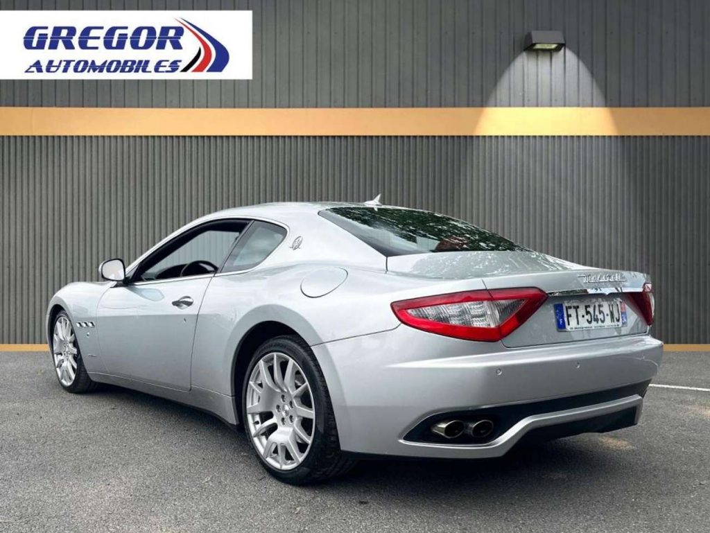 Maserati GranTurismo 4.2 BVA