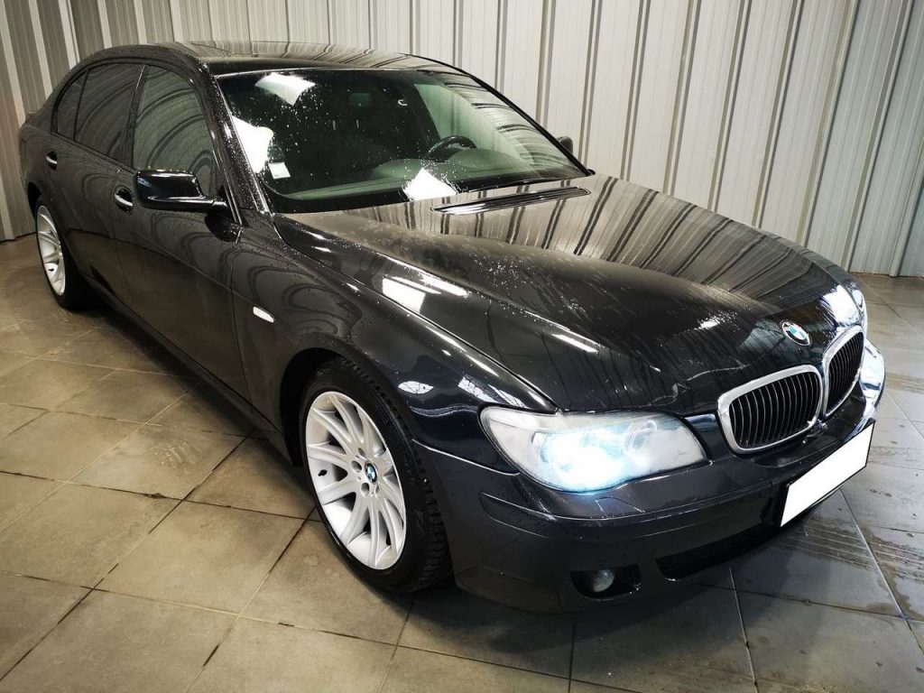 BMW 750 (E65) 750LIA 367CH