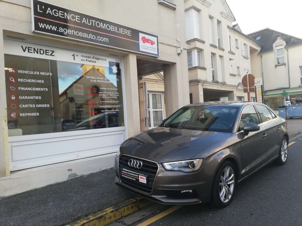 Audi A3 Berline 1.6 TDI 110ch FAP Ambition Luxe PARFAIT ET