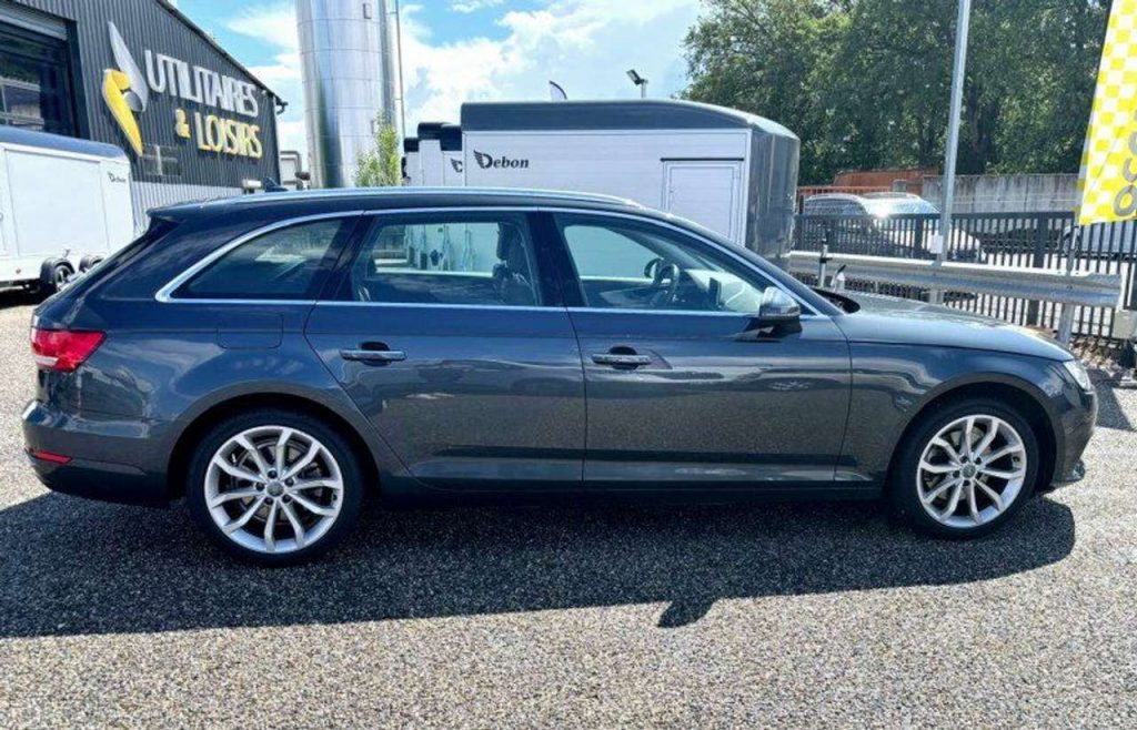 Audi A4 2.0 TDI 150CH S LINE S TRONIC 7