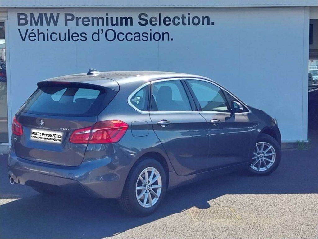 BMW 216 216dA 116ch  Business Design DKG7