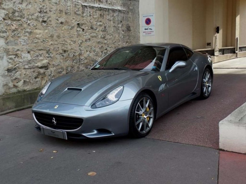 Ferrari California V8 4.3 460ch