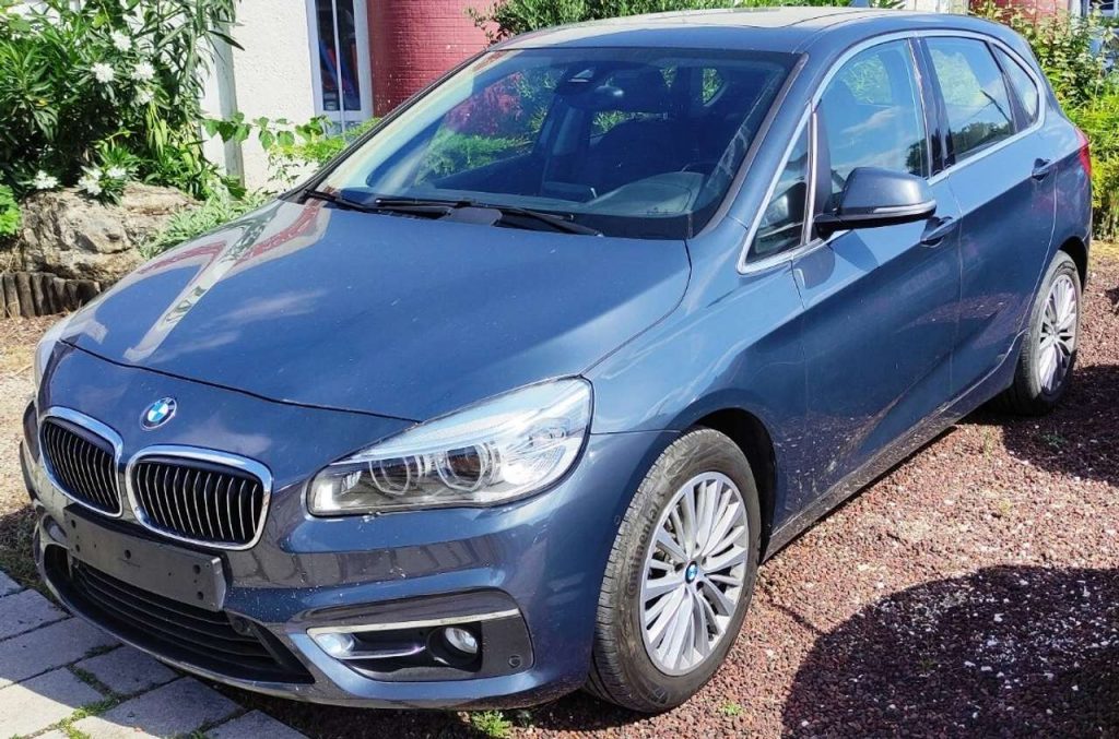 BMW 218 SERIE 2 ACTIVE  Tourer 150 ch Luxury