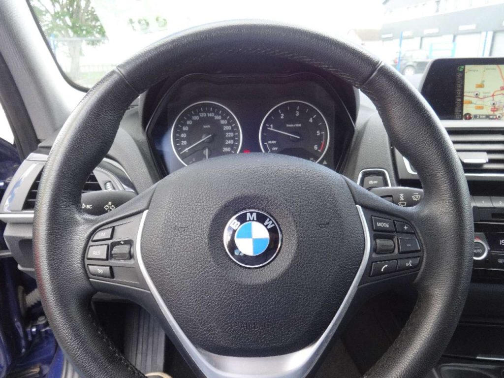 BMW 118 118D 150ch Urban Chic