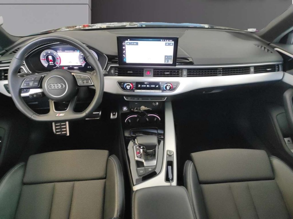 Audi A4 S line