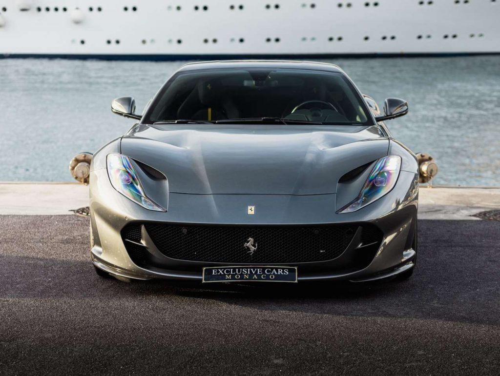 Ferrari 812 Superfast 6.5 V12 800ch