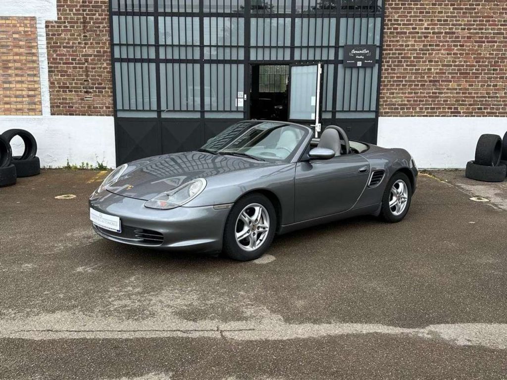 Porsche Boxster 2.7i