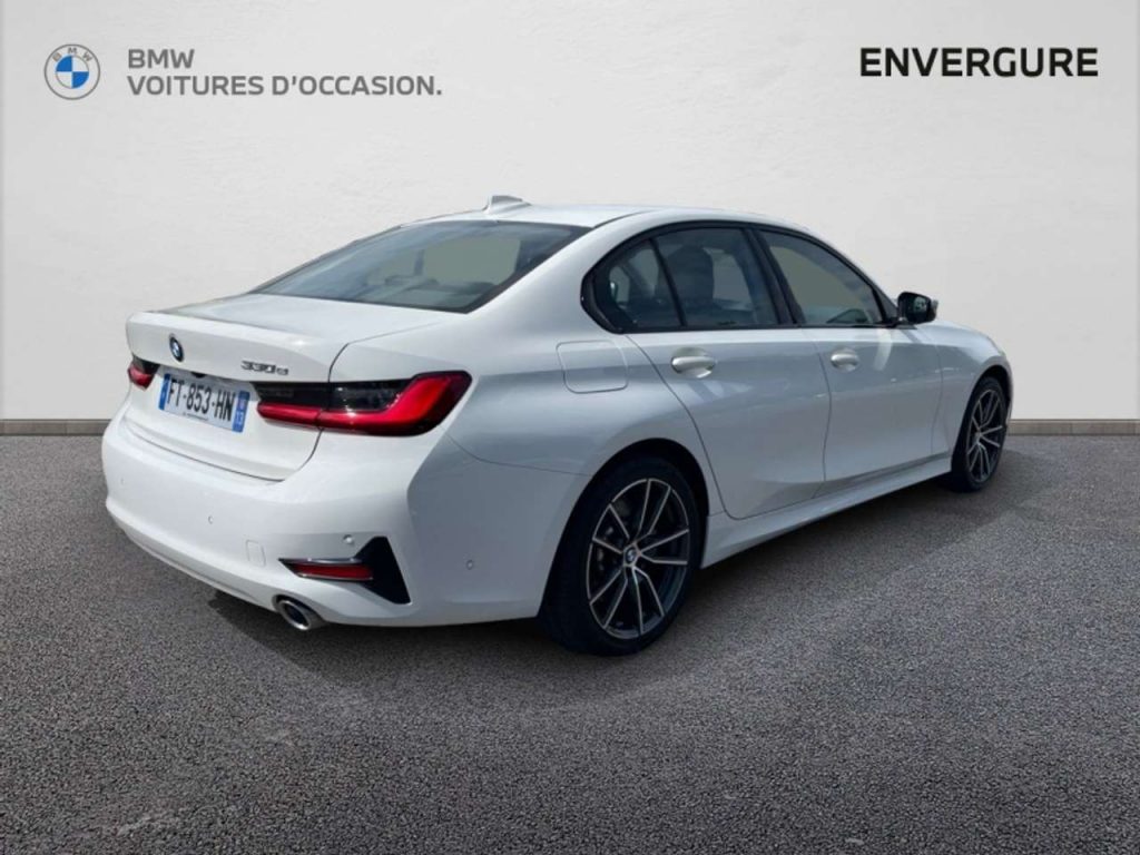 BMW 330 330eA 292ch Business Design 10cv