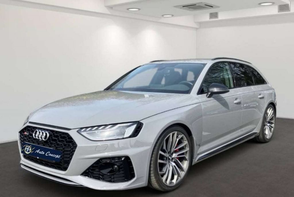 Audi RS4 Avant V 2.9 V6 TFSI 450ch quattro