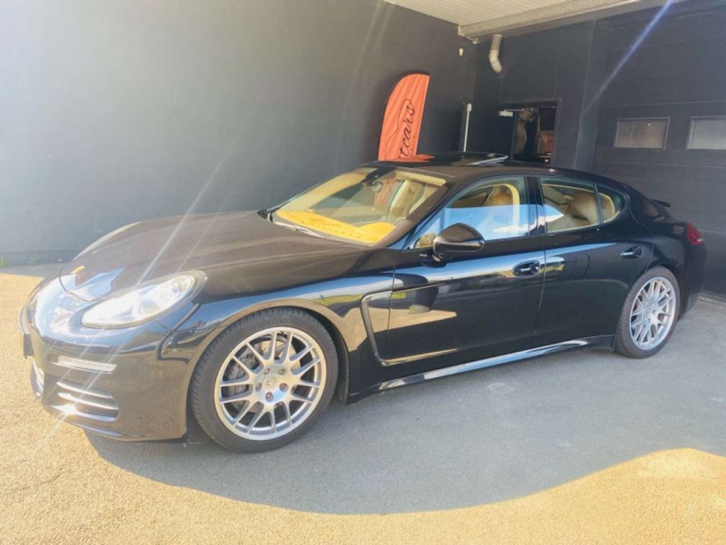 Porsche Panamera (970) 4