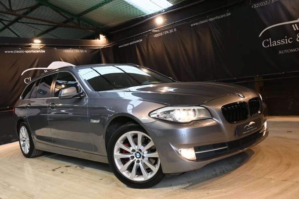 BMW 520 520d TOURING /EURO 5 /GPS NAVI / BLUETOOTH/PDC