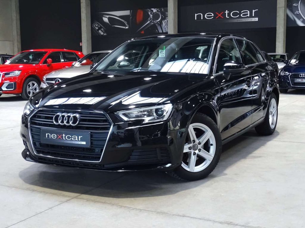 Audi A3 30TDi Design Stronic NAVI-LED-CRUISE-PARKING AV\u0
