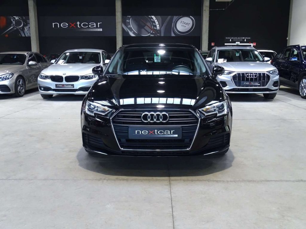 Audi A3 30TDi Design Stronic NAVI-LED-CRUISE-PARKING AV\u0