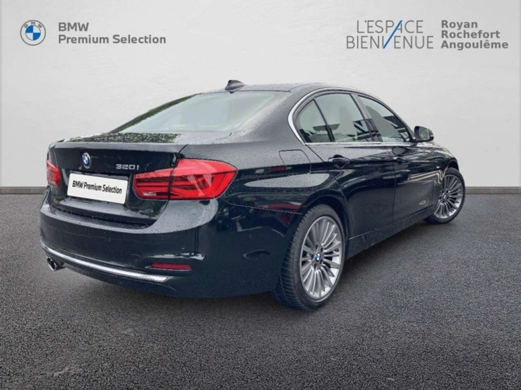 BMW 320 320iA 184ch Luxury