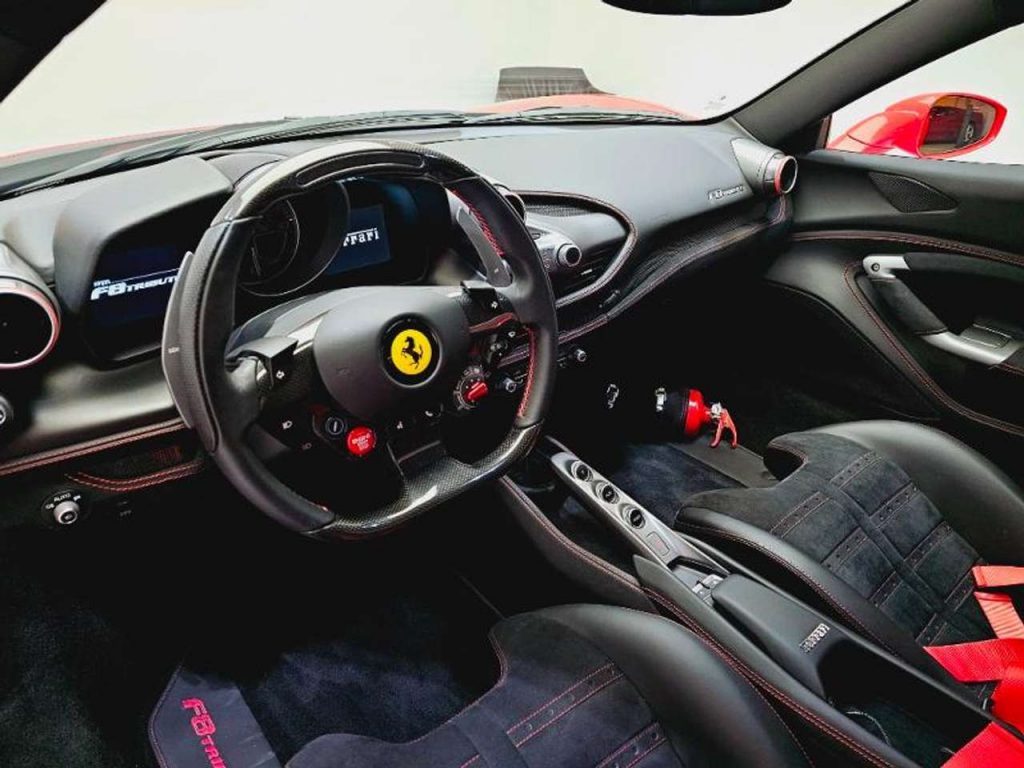 Ferrari F8%20Tributo TRIBUTO