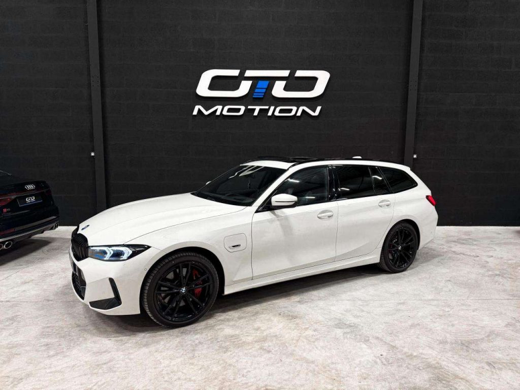 BMW 330 Touring 330e xDrive 292 ch BVA8 G21 M Sport